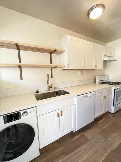 1st image of 287 Cerritos Ave #0