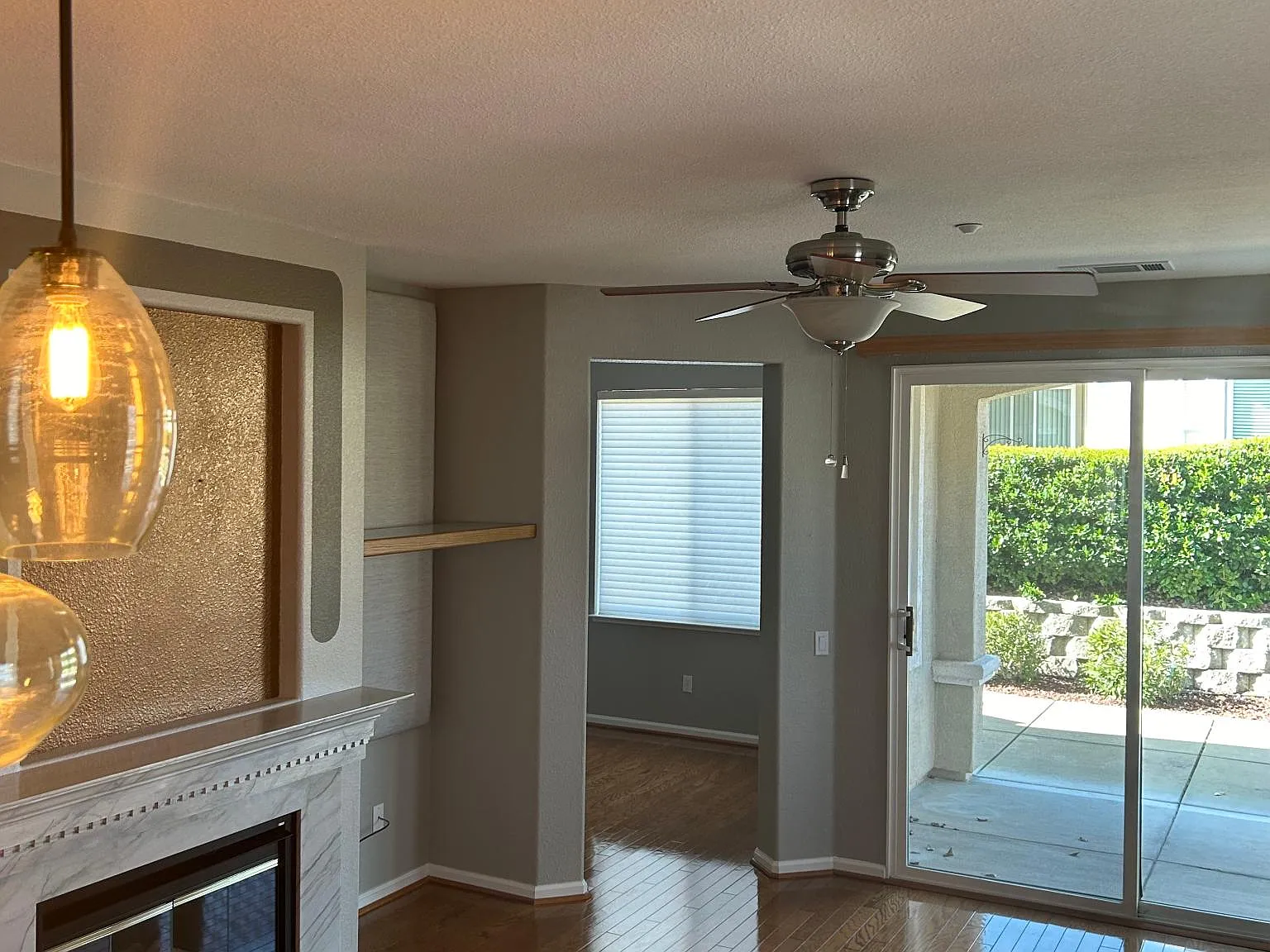 2 bed, 1566 sqft, $3,195 — Photo 4