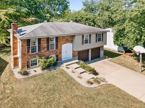 12059 Hazelhurst Dr, Cincinnati, OH 45240