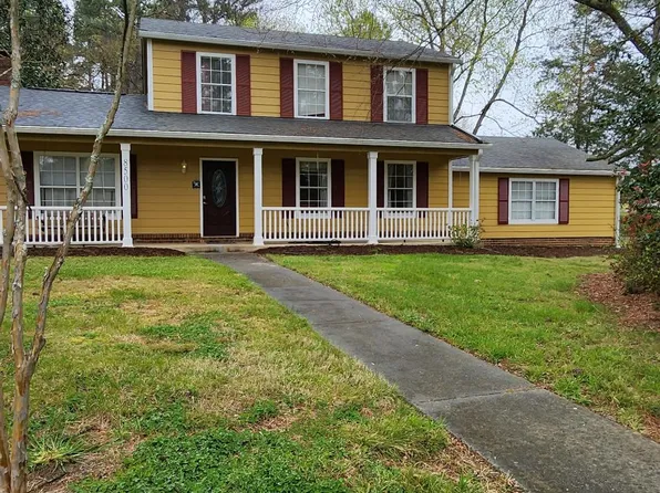 8500 Woodthorn Pl, Charlotte, NC 28226
