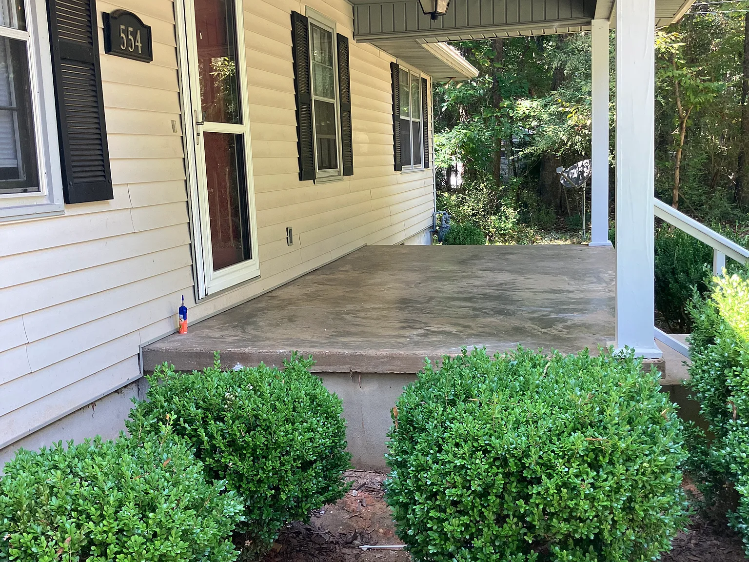 3 bed, 1232 sqft, $1,700 — Photo 2