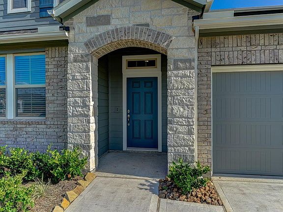 2nd image of 21415 Dalea Manor Dr