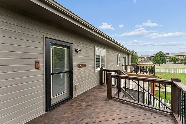 15307 Iowa St — Photo 23