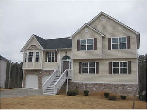 2nd image of 4890 Wynford Ln