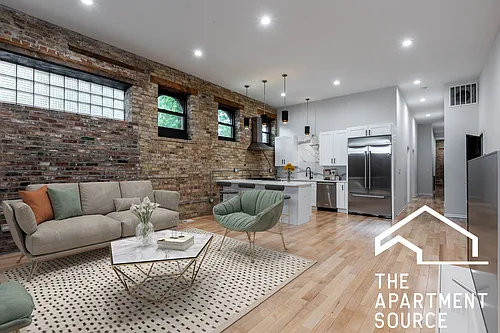 2701 W Thomas St #1 Photo 1