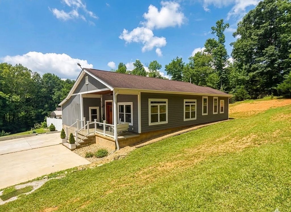 29129 Winding Way - Property Image