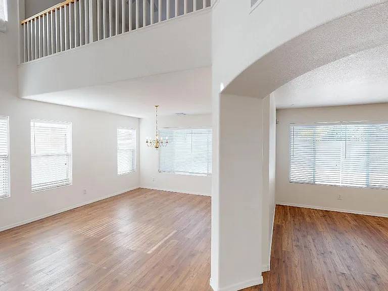 9047 Ravenhurst St — Photo 7