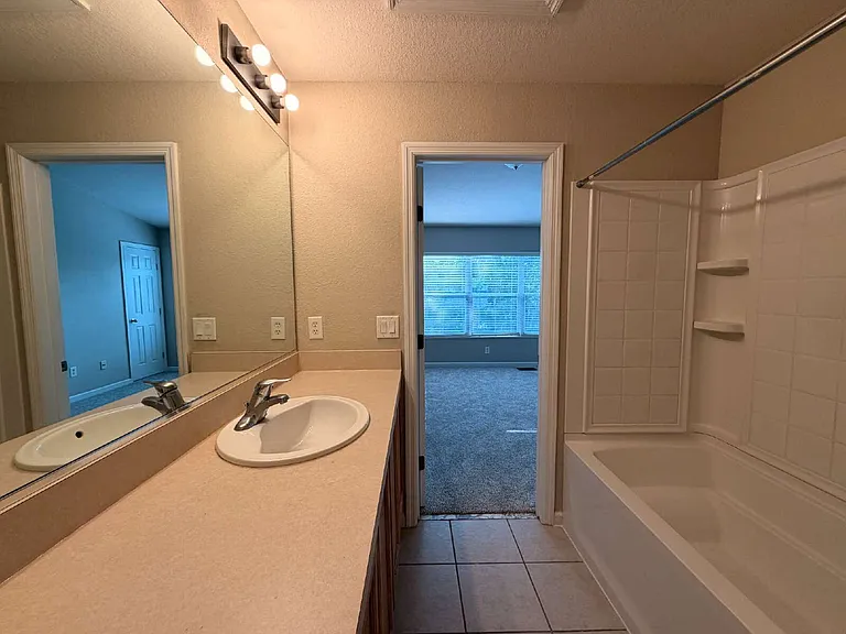 4430 SW 49th Ave — Photo 23