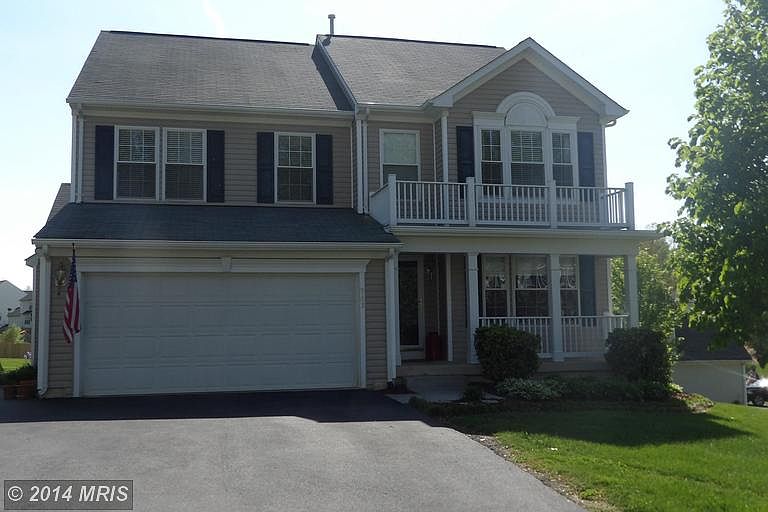 1st image of 963 Riverdale Cir