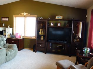 322 Cottage Hill Ln, Spearfish, SD 57783