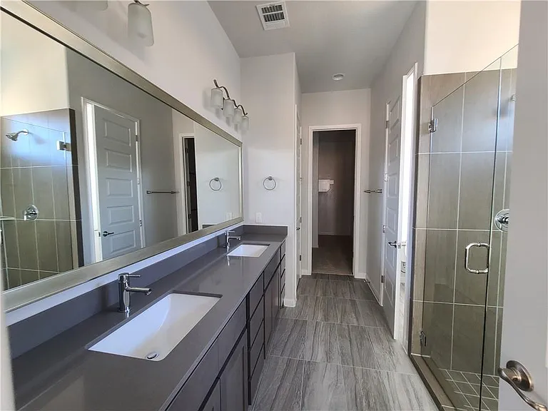 3820 Brushy Creek Rd #136 — Photo 17