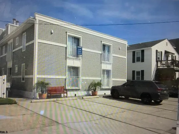 21 S Madison Ave APT 2, Margate City, NJ 08402