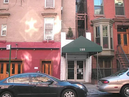 Rented by Sky Management | media 29