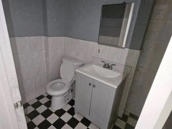 114 W Parmenter St APT 2, Newburgh, NY 12550