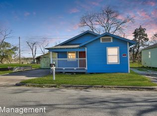115 W Main St, Baytown, TX 77520