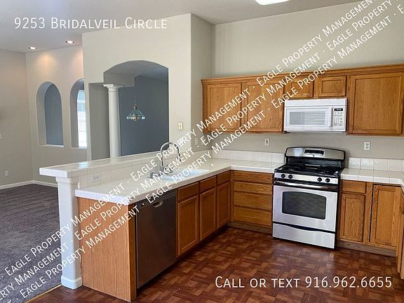 5th image of 9253 Bridalveil Cir