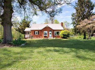 763 Asbury Rd, Candler, NC 28715