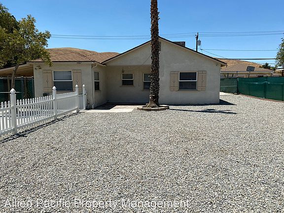 2nd image of 1487 Kendall Dr
