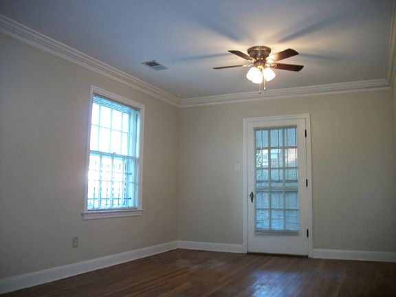 3rd image of 3855 Spottswood Ave