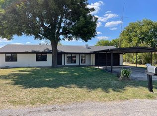 512 Neal St, Howe, TX 75459