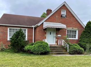 1415 North Ave, Parma, OH 44134