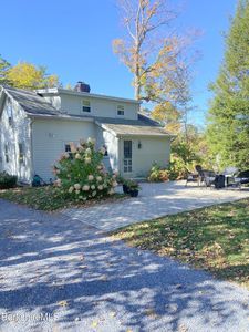 910 N Hoosac Rd, Williamstown, MA, 01267