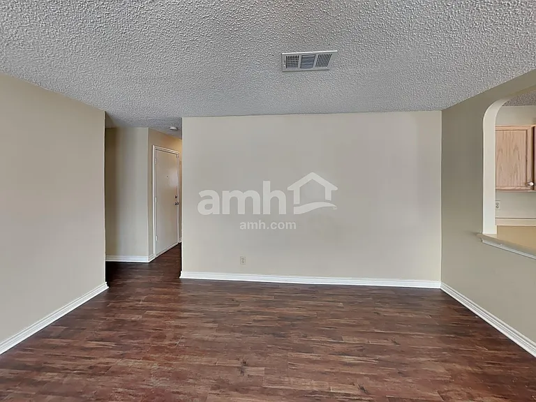 8066 Chestnut Cape Dr — Photo 8