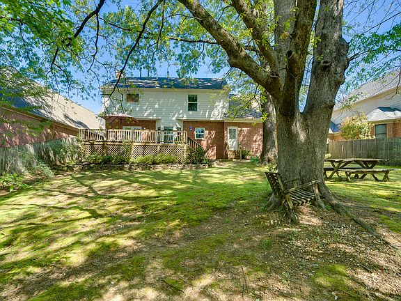 2nd image of 8675 Meadow Green Dr