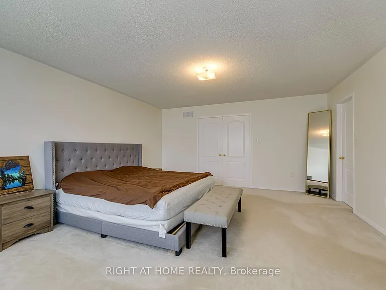 2244 Overfield Rd — Photo 23