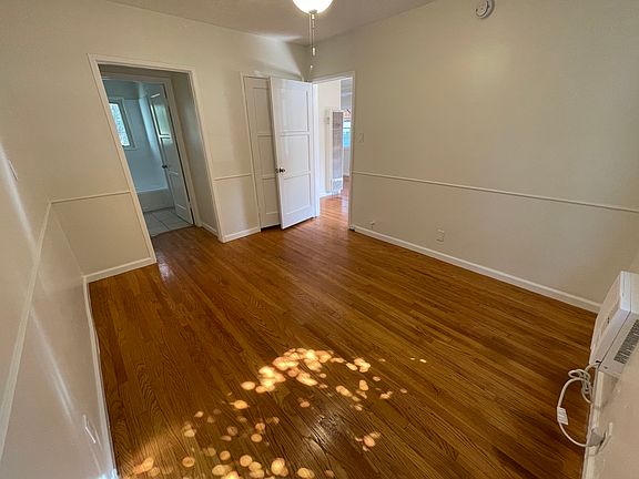 3rd image of 414 Sonora Ave