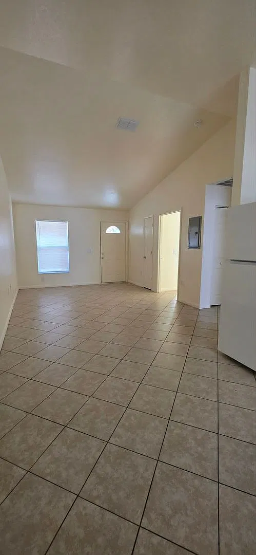 8365 Omaha Circle — Photo 4