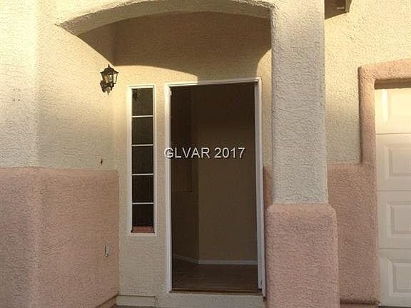 3rd image of 748 Thorton Beach St #0
