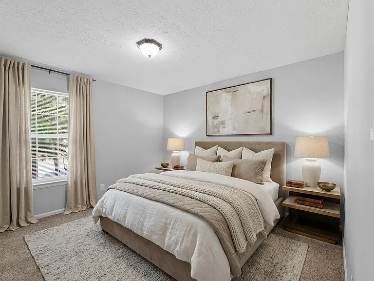 Maplewood Pointe — Photo 21