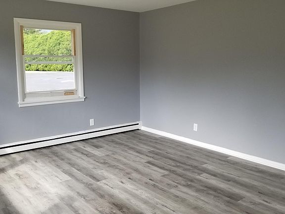 12 1/2 x 17 1/2 Living Room