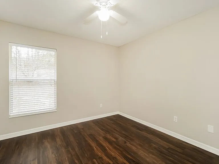 605 Cherry Laurel St — Photo 13