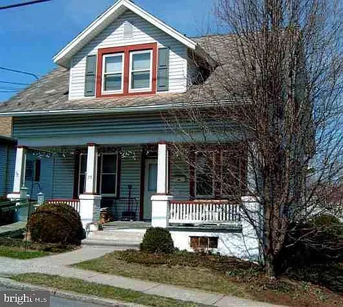 25 Duke St Photo 1