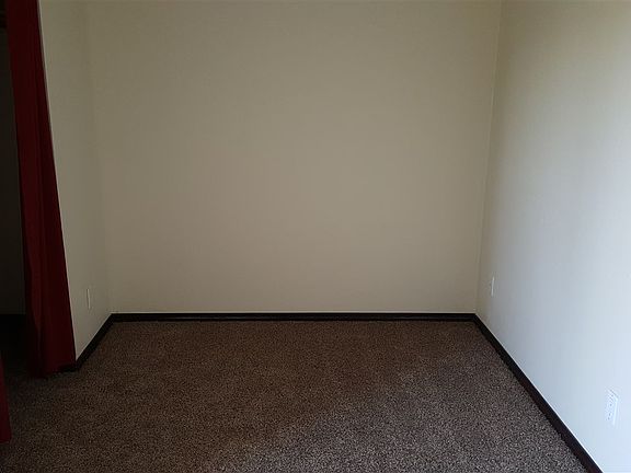 4th image of 8211 E Knox Ave
