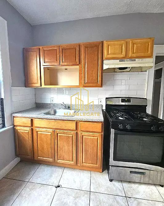 1st image of 193 Munn Ave #11