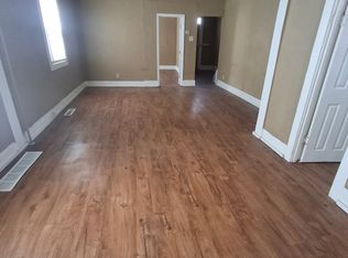 1558 N Main St #1, Decatur, IL 62526