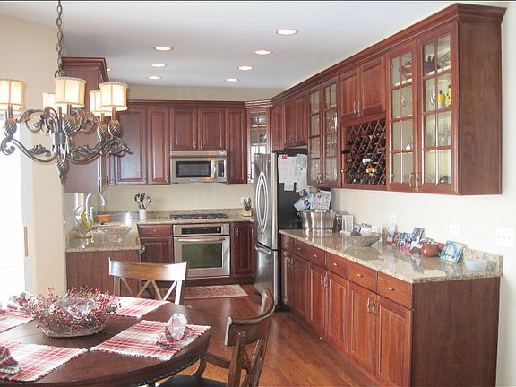 4th image of 11910 S Holly Ct