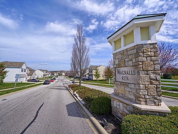 5th image of 72 Faulkner Dr