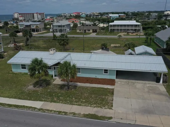 111 15th St, Mexico Beach, FL 32456