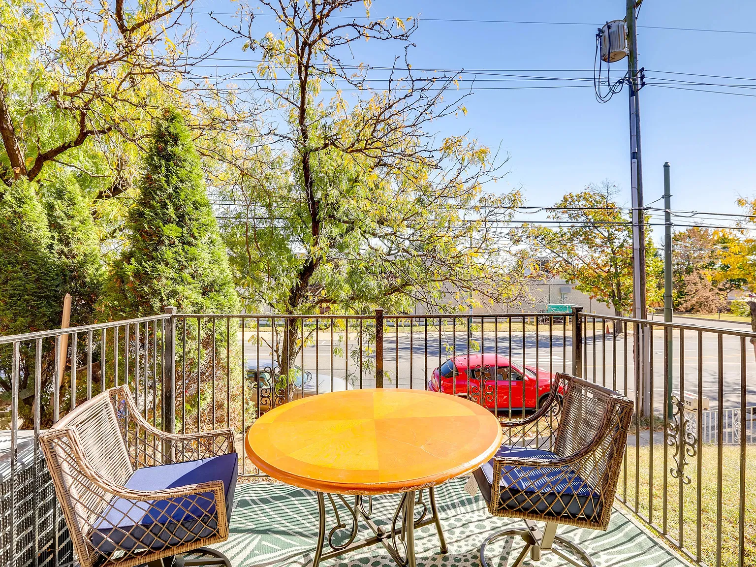 2 bed, 1000 sqft, $2,000 — Photo 4