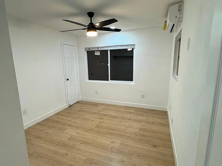 1246 Persimmon Ave — Photo 1