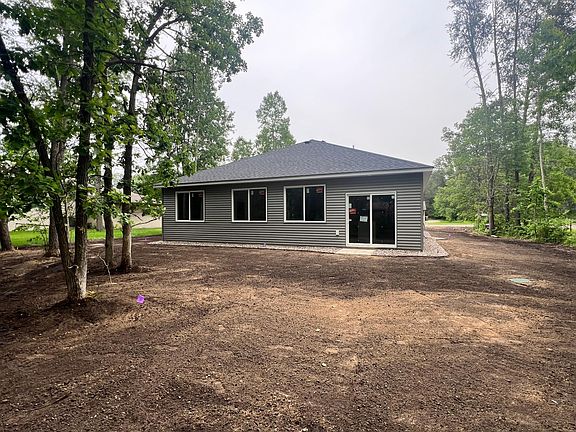 2nd image of 13903 Oakwood Dr