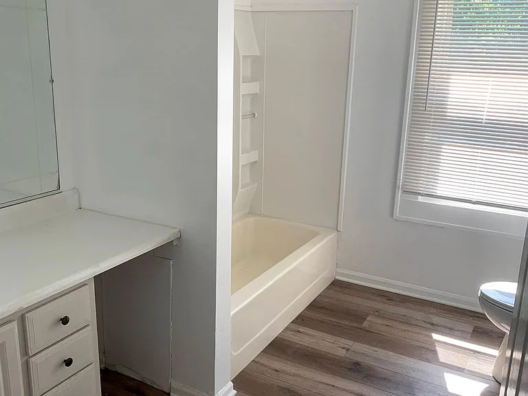 Full bathroom