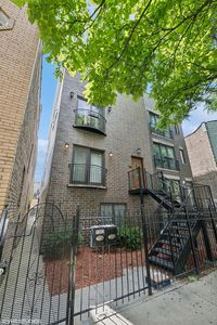 1502 N Artesian Ave #2, Chicago, IL, 60622