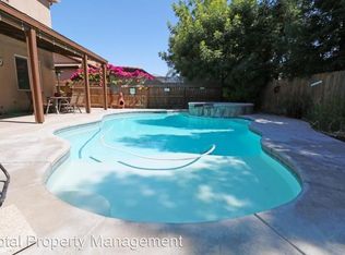 2207 Weyrich Ct, Tulare, CA
