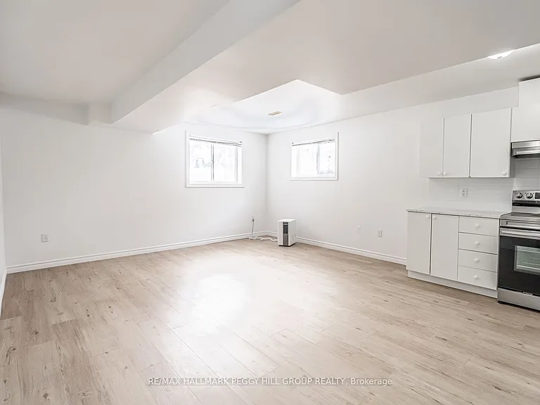 9 Kestrel Ct #LOWER — Photo 5