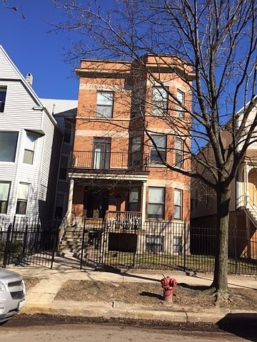 1st image of 3433 N Janssen Ave #2